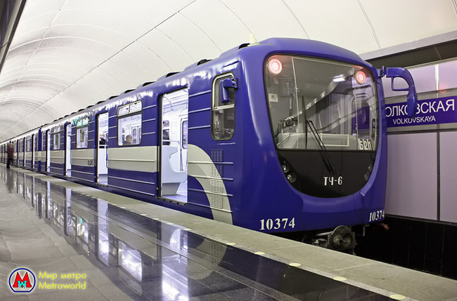 Первый поезд новой серии начал работу в метро Новосибирска  - фото 1