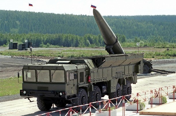 Rusia Despliega los Misiles Iskander-M en Respuesta al Escudo ABM Europeo BWlsaXRhcnlydXNzaWEucnUvaS8yODQvMTg1L3dYYnhnWWszZzcuanBnP19faWQ9MzQ1ODQ=