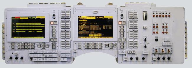 Концерн “Радиоэлектронные технологии” завершил испытания пульта управления для космических кораблей - фото 1