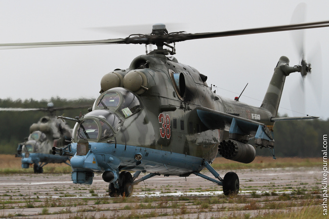 Летно-тактические учения армейской авиации ЗВО - Путин ( Фото много смотреть )