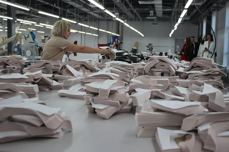 Изображение №2 для поста «Московская область: В подмосковной Коломне запустили производство по пошиву нижнего белья»