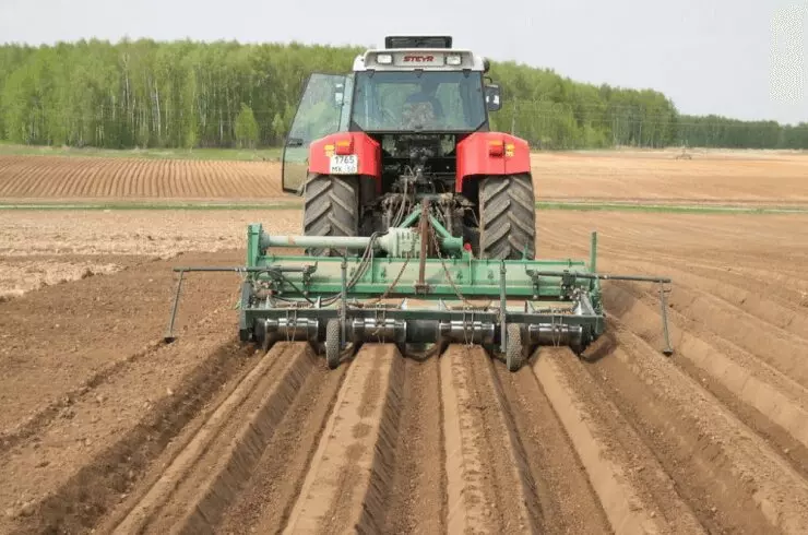 Изображение №4 для публикации «Культиватор для междурядной обработки почвы к трактору производится в России»