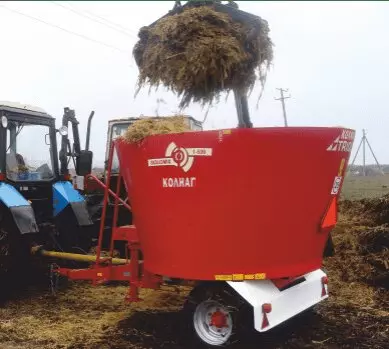 Картинка #1 для статьи «: Прицепной смеситель кормораздатчик производится на заводе Колнаг Московская область»