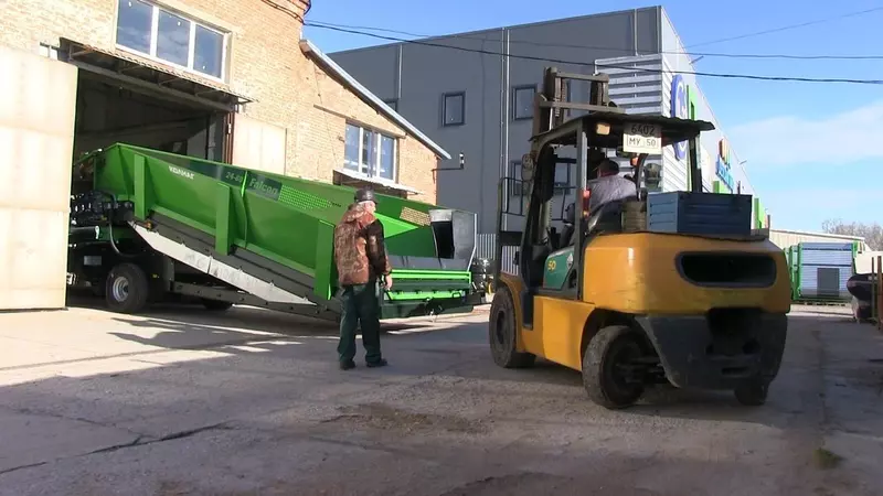 2 для статьи «приемный бункер: Приемный сортировочный бункер для картофеля производится в России на заводе Колнаг МО»