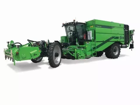 Самоходный четырехрядный картофелеуборочный комбайн от завода Колнаг Мос