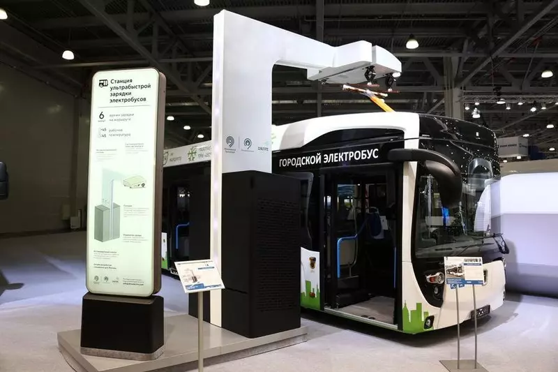 Фото #11 для новости «Компания КАМАЗ представила городской электробус нового поколения»