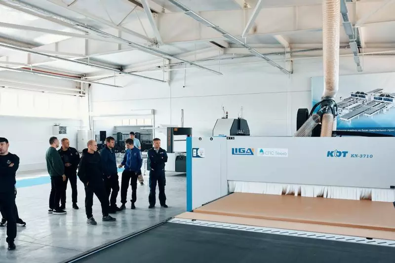 Фото 2 для статьи «Красноярск: В Красноярске открылся новый цех по производству мебельных фасадов»