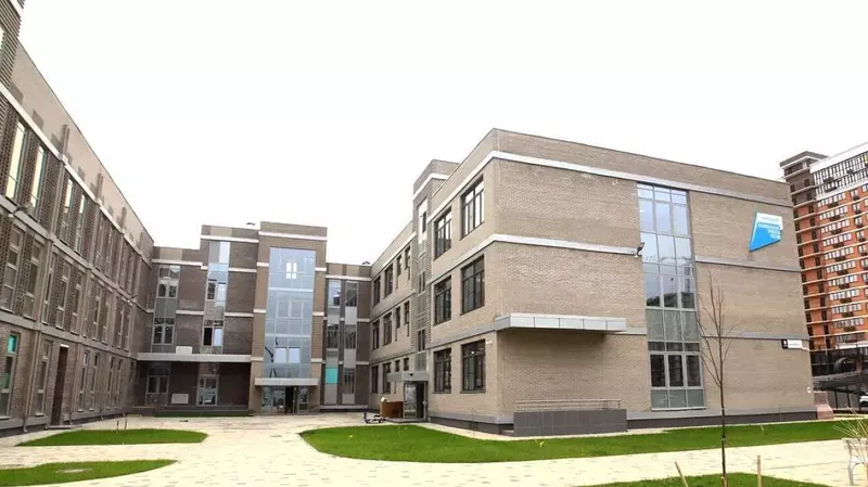 Иллюстрация #1 для новости «Детские сады и школы: В Краснодаре открылись три новые школы»