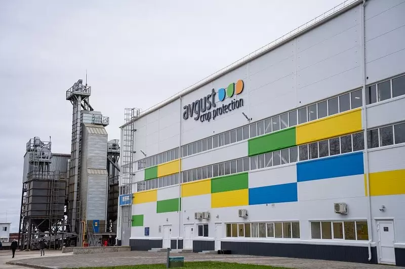 Иллюстрация #1 для статьи «Новые и модернизированные предприятия агропрома: Новый семенной комплекс открылся в Татарстане»