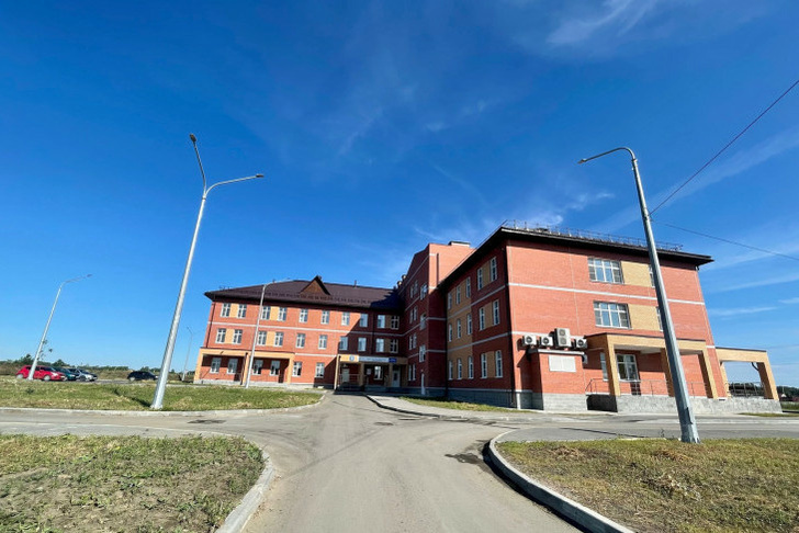 Новая амбулатория на 20 тысяч человек открылась под Новосибирском по нацпроекту
