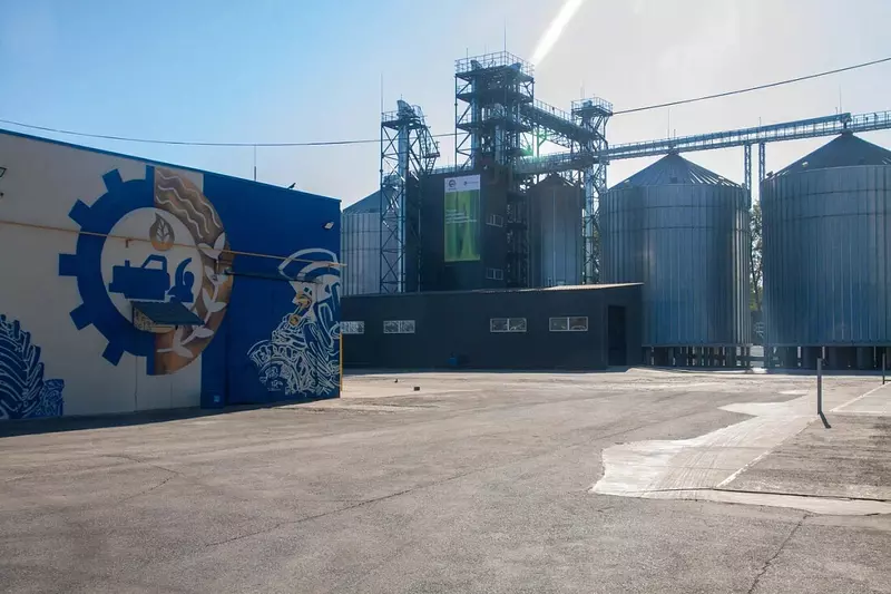 Изображение 3 для поста «Курская область: В Курчатовском районе Курской области открыли новый элеватор мощностью 12 тысяч тонн»