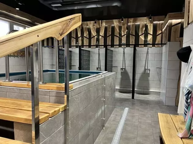 В четверг 6 апреля в Ленинградской области открылась баня