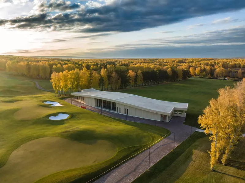 Иллюстрация 2 для статьи «спортивные объекты: В Красноярске открылся новый центр гольфа»