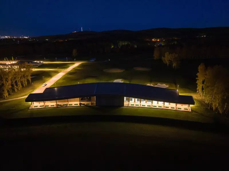 Картинка #3 для поста «Красонярский край: В Красноярске открылся новый центр гольфа»