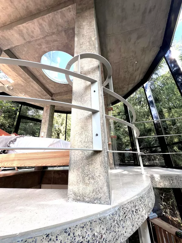 Иллюстрация #29 для «В России открылись новые гостиницы»