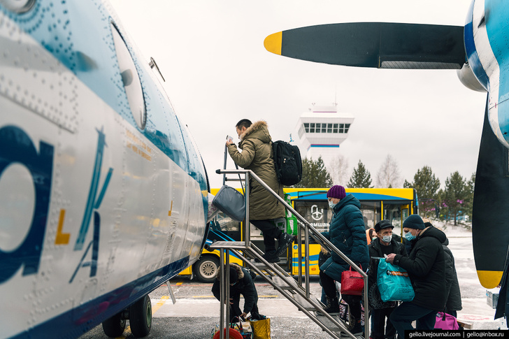 красноярск, аэропорт черемшанка, самолёт ан-26 сверху