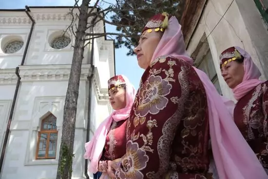 Иллюстрация №8 для поста «В Симферополе после реставрации открыта караимская кенасса»