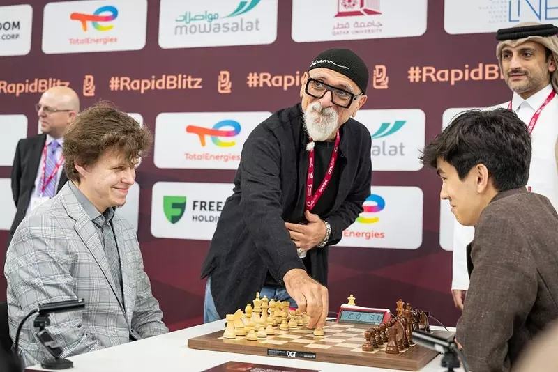 Картинка #1 для поста «: »