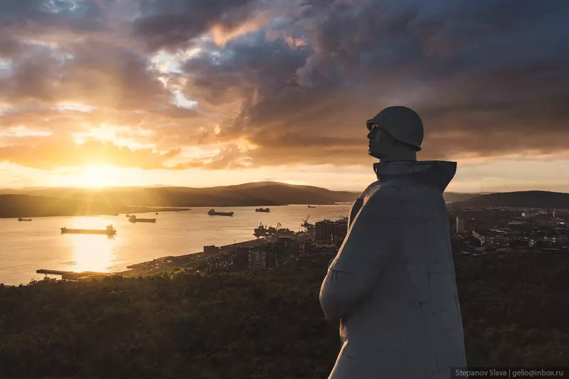 Мурманск город порт за Северным полярным кругом