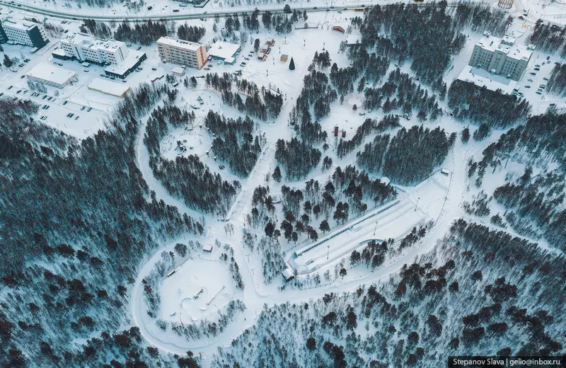 Иллюстрация #11 для «Ноябрьск южные ворота Ямала»