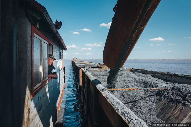 Иллюстрация #7 для поста «Бурсоль как добывают соль в розовом озере Алтайского края»