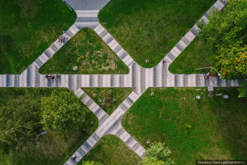 Иллюстрация №28 для «Череповец с высоты родина Северстали»