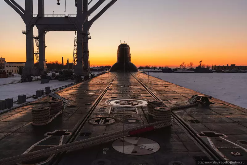 №24 для новости «Дмитрий Донской самая большая атомная подводная лодка в мире»