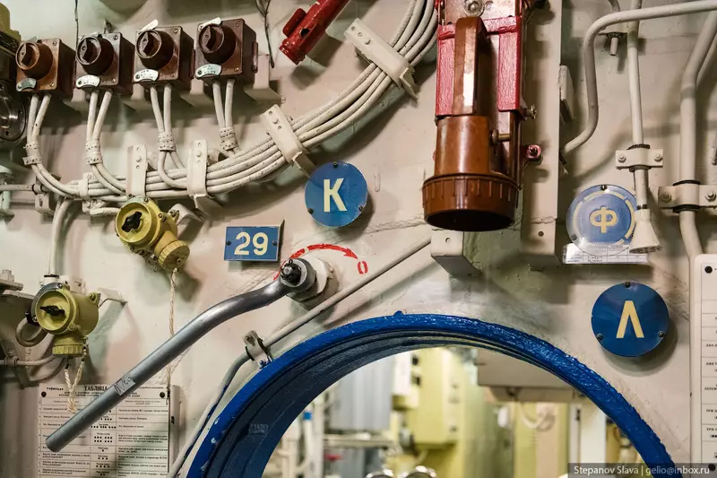 Иллюстрация #35 для «Дмитрий Донской самая большая атомная подводная лодка в мире»