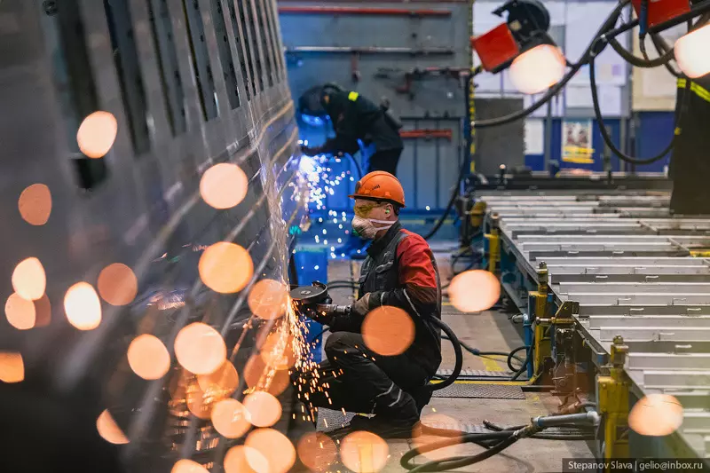 Изображение #5 для поста «жд: Тверской вагоностроительный завод»