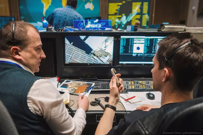 Изображение №25 для поста «ЦУП центр управления полётами в Королёве»