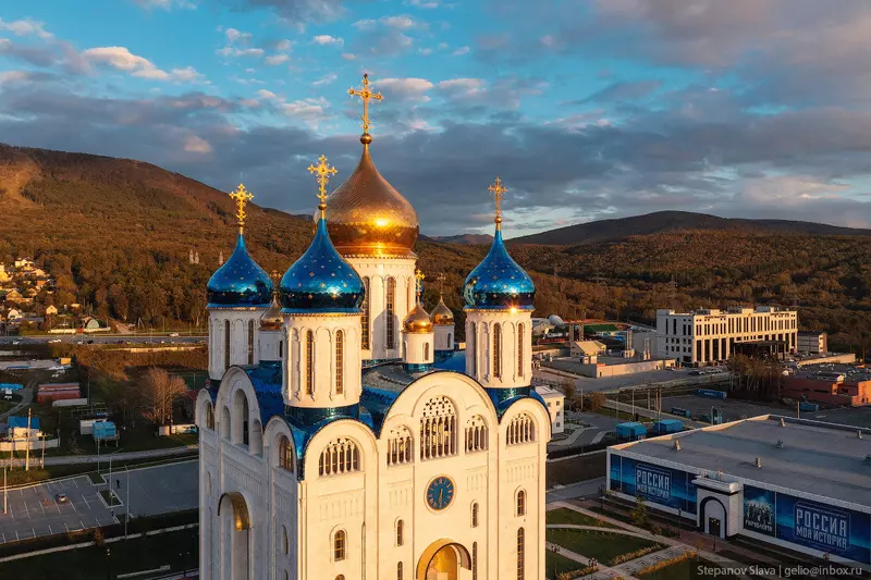 №32 для поста «Осенний Южно Сахалинск с высоты»