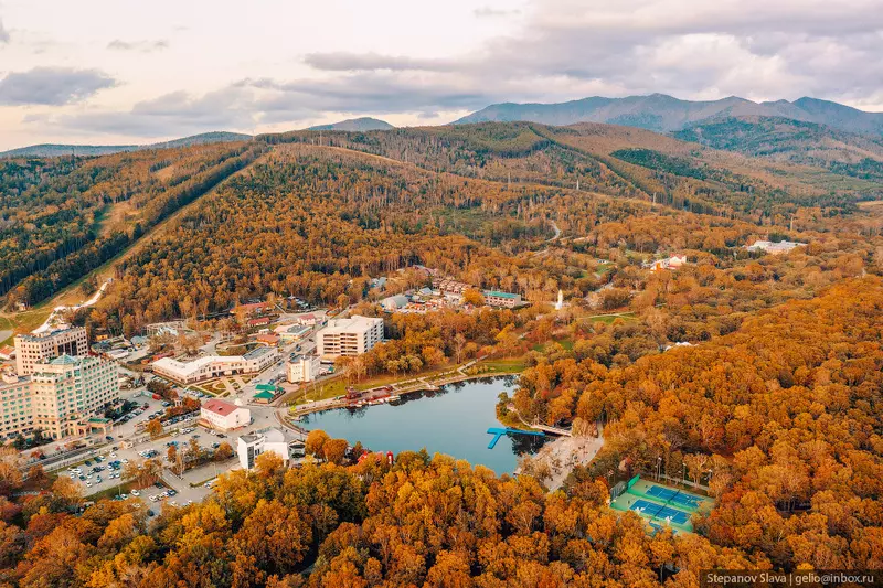 #33 для публикации «Осенний Южно Сахалинск с высоты»