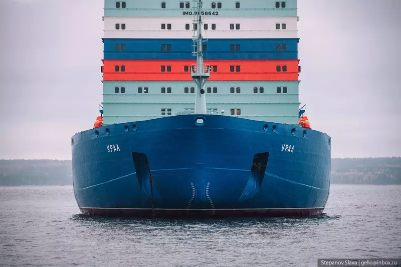 Картинка №3 для новости «балтийский завод: Атомный ледокол Урал ходовые испытания в Финском заливе»