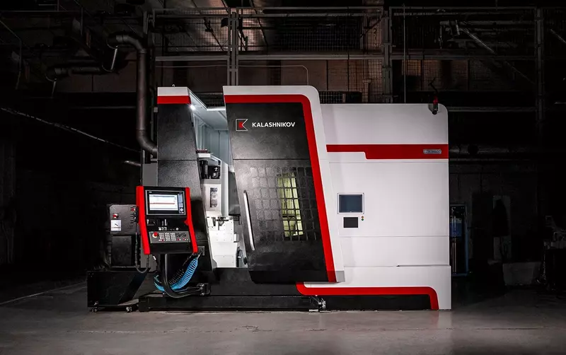 Калашников запустил в работу новый гибридный станок собственной разработки