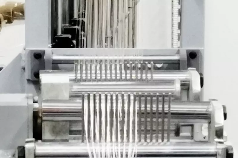 На кировском Маяке уникальный намоточный станок начал серийно производить композитные детали