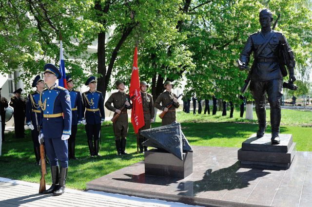 Картинки на памятник военному