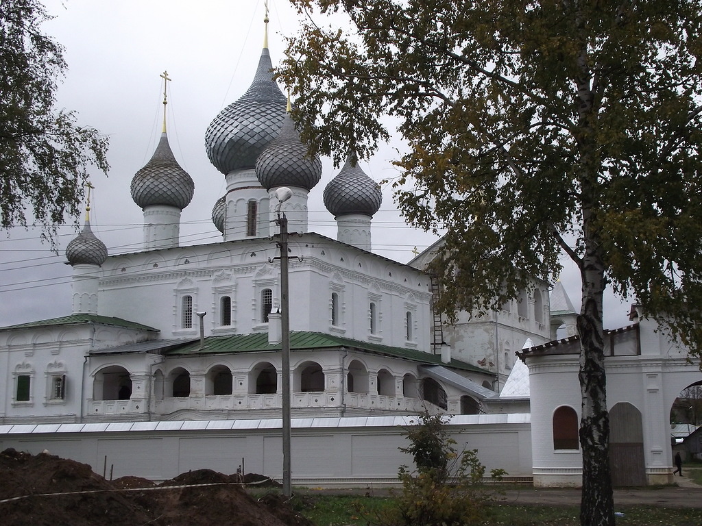 Монастыри золотого кольца. Углич Кремль проспект. Богоявленский монастырь в Угличе сообщение 3 класс окружающий мир.