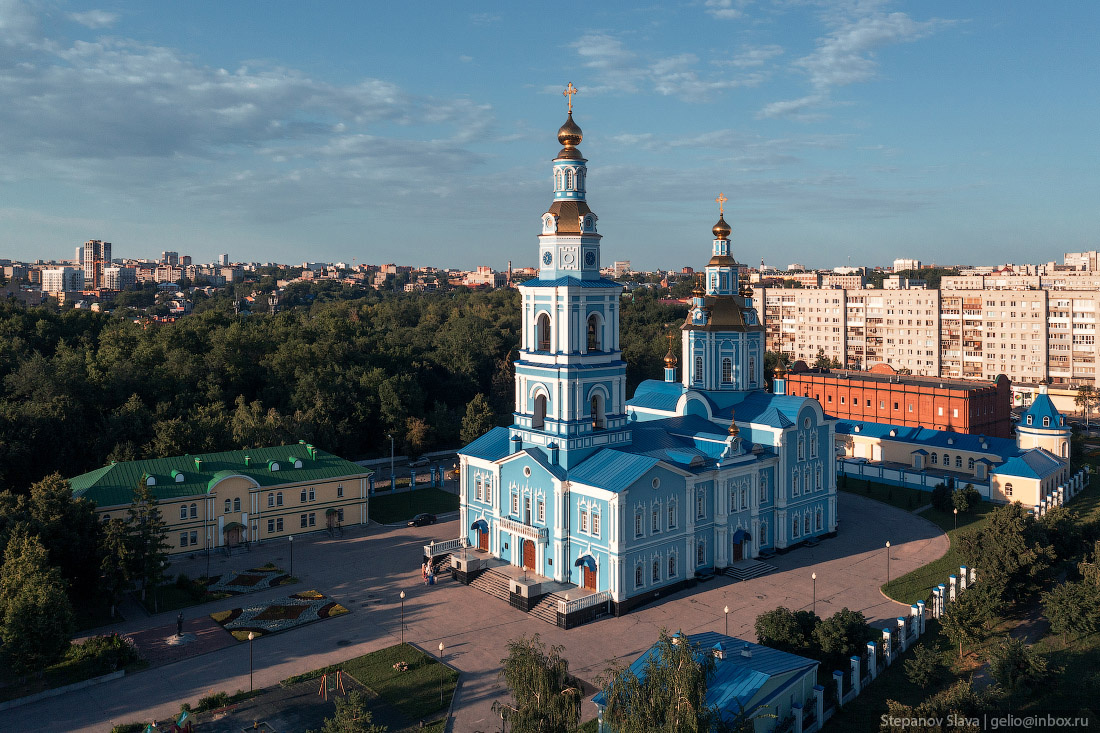 Ульяновск находится. Спасо Вознесенский собор Ульяновск. Ульяновск с высоты. Ульяновск фото. Донецк с высоты.