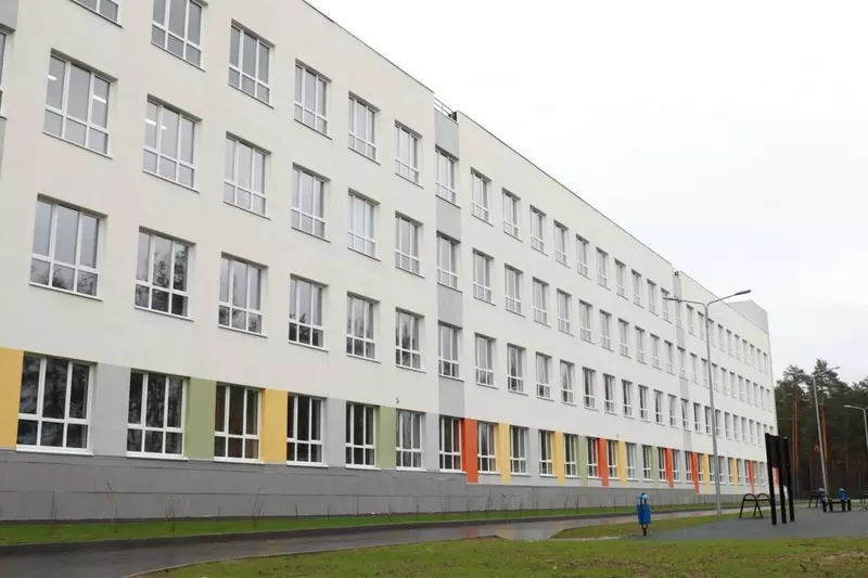 Новая школа на 1000 мест открылась в нижегородской Выксе
