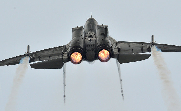 Истребитель МиГ-35 во время демонстрационного полета на МАКС-2013