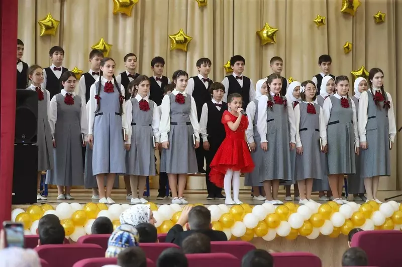 Картинка №7 для «В Ингушетии открыли новую школу на 720 мест построенную по нацпроекту Образование»