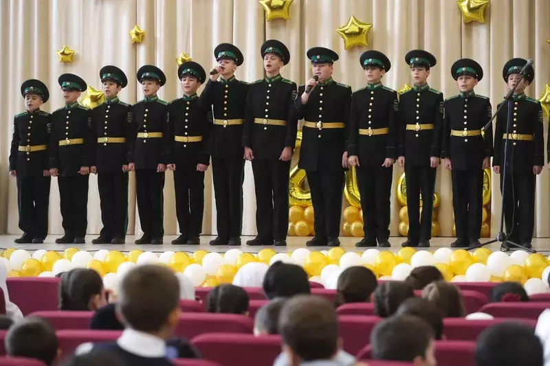 Фото 6 для поста «В Ингушетии открыли новую школу на 720 мест построенную по нацпроекту Образование»