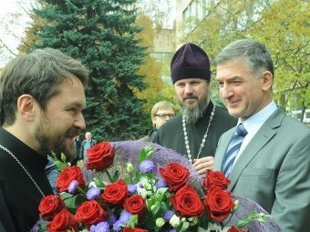 http://img.lenta.ru/news/2012/10/16/nuclearhorse/picture.jpg