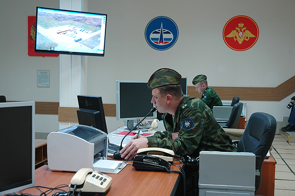 Общий вид главного зала командного пункта РЛС «Дон-2Н».