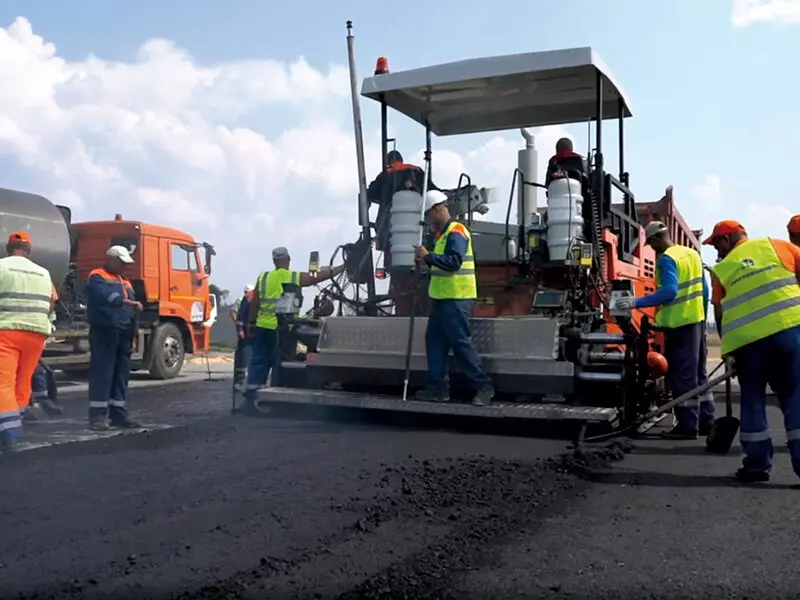 Изображение 6 для статьи «импортозамещение: Новый российский асфальтоукладчик АСФ Г 4 05 успешно прошёл испытания»