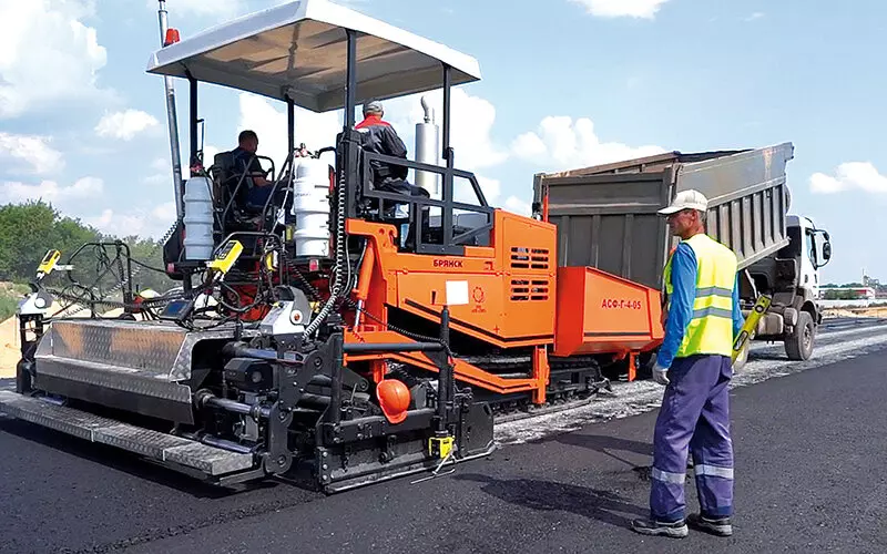 Фото №7 для «Новый российский асфальтоукладчик АСФ Г 4 05 успешно прошёл испытания»