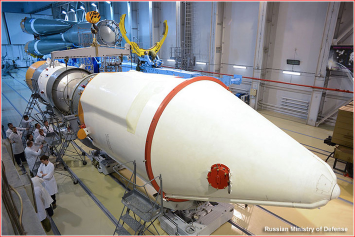 Барс-М1 интегрированный в третью ступень ракеты Союз-2.1а а космодроме Плесецк в феврале 2015 года