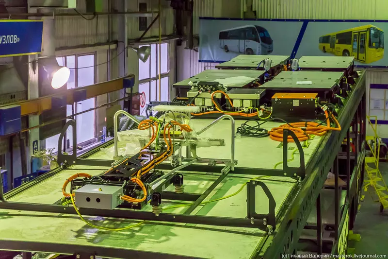 Фото #16 для публикации «Компания КАМАЗ представила городской электробус нового поколения»