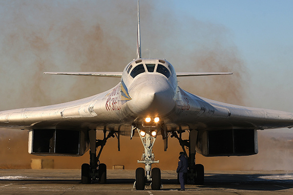 Бомбардировщик Ту-160