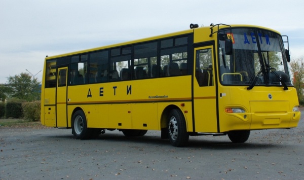 В Севастополь прибыли 11 новых школьных автобусов